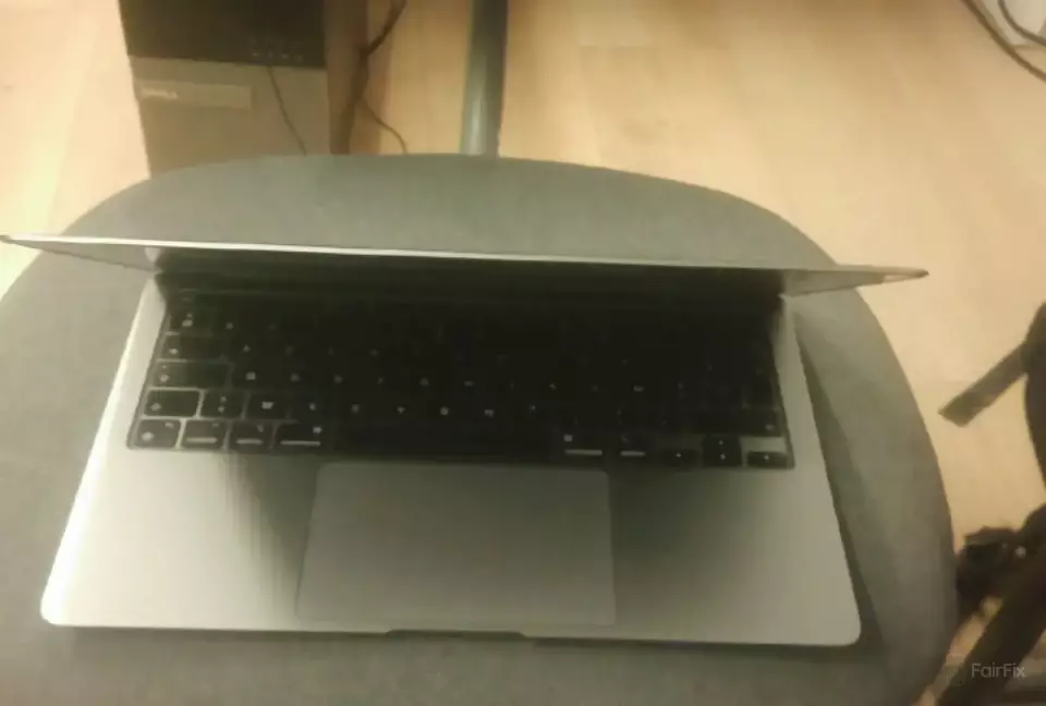 Réparation Macbook Air 2020 M1 A2337 (Remplacement écran.)