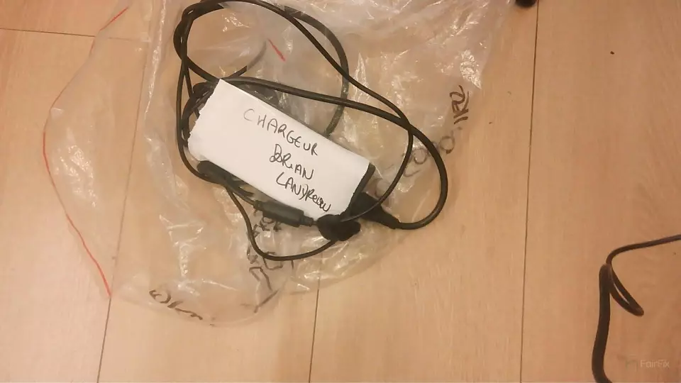 Réparation ms-17f5 (disque dur ssd qui ne fonctionne plus, on sait pas si le soucis c'est la connexion entre l'ordi et le disque dur ou le disque dur)