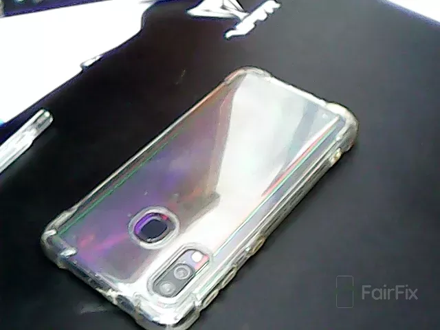 Réparation Galaxy A40 (Reste bloqué sur le logo)