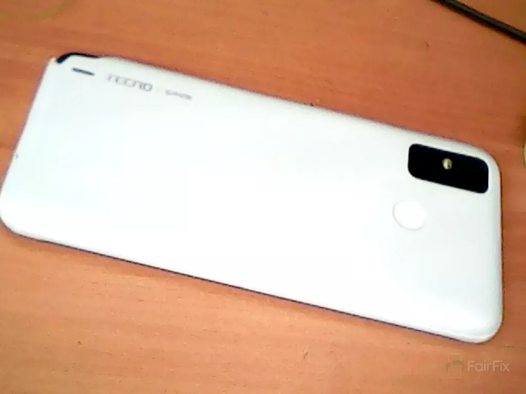 Réparation Smartphone Tecno (Remplacement de la batterie.)